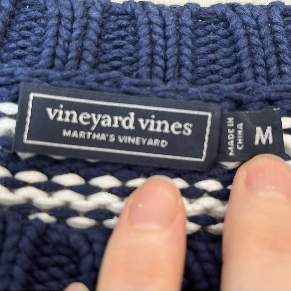 Vineyard Vines Navy and White Striped Cotton Blend Crew Neck Sweater Size Medium - Picture 7 of 10